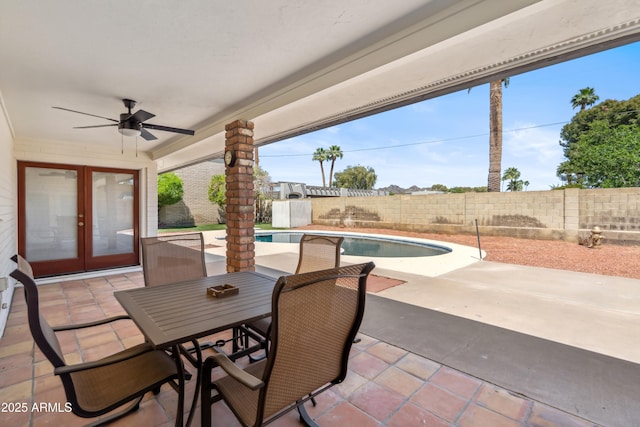 8135 N 5th St, Phoenix, AZ 85020 - view of patio / terrace with french doors, a ceiling fan, a fenced backyard, and outdoor dining area