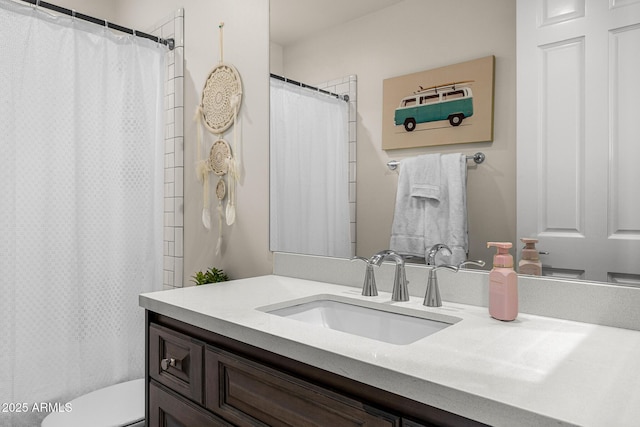 13621 E Aster Dr, Scottsdale, AZ 85259 - bathroom featuring toilet, vanity, and a shower with curtain