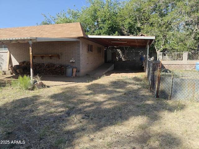 5463 E Roberts Dr, Globe, AZ 85501 - view of side of property with an attached carport