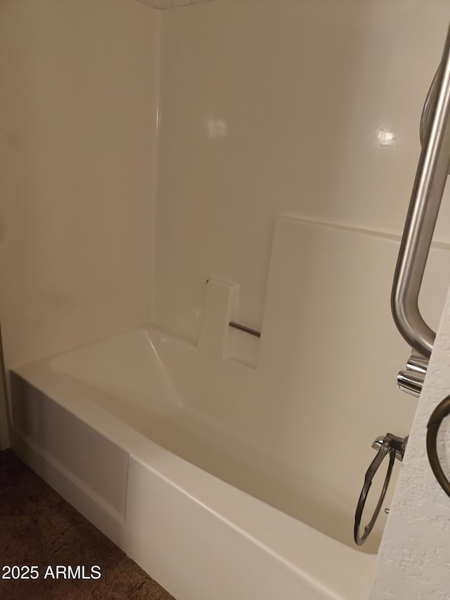 5463 E Roberts Dr, Globe, AZ 85501 - full bathroom featuring bathtub / shower combination