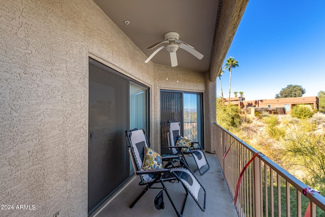 balcony featuring ceiling fan