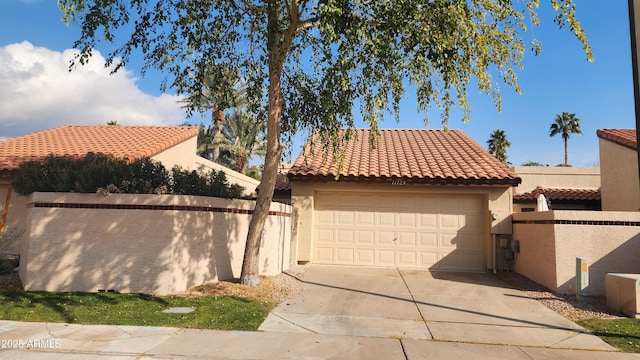 view of mediterranean / spanish-style home