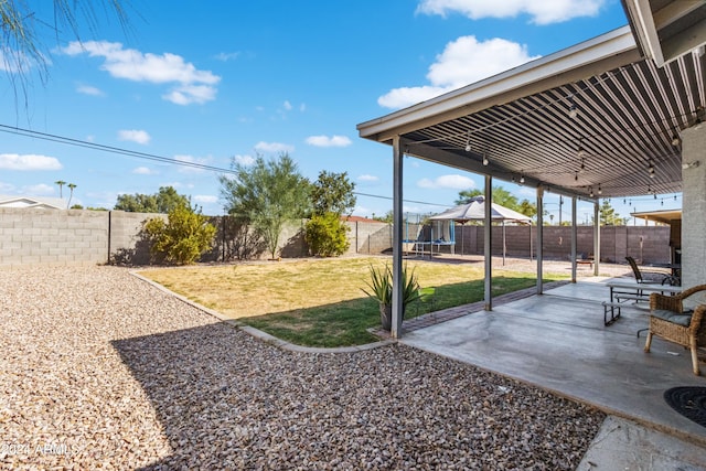 view of yard with a patio area