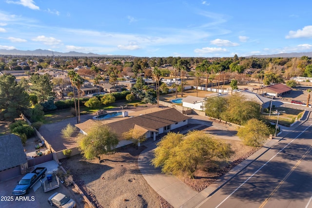 bird's eye view featuring a mountain view