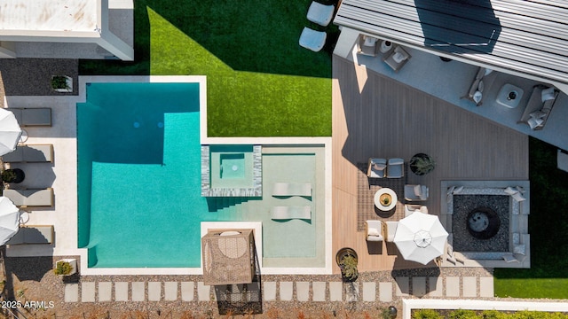 6114 E Calle Del Norte, Scottsdale, AZ 85251 - view from above of property with a pool area