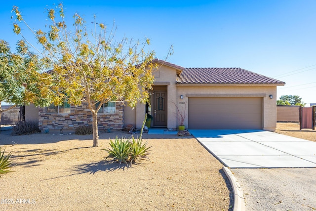 view of front facade featuring a garage