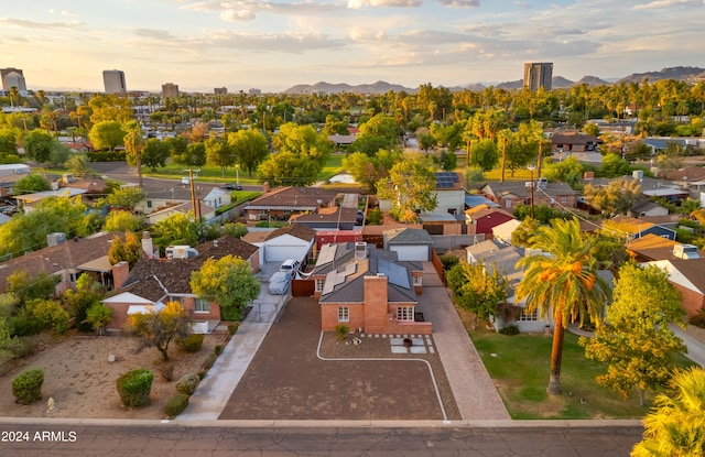 view of aerial view at dusk