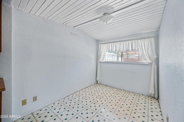 312 W Saddle Ln, Payson, AZ 85541 - empty room with light flooring