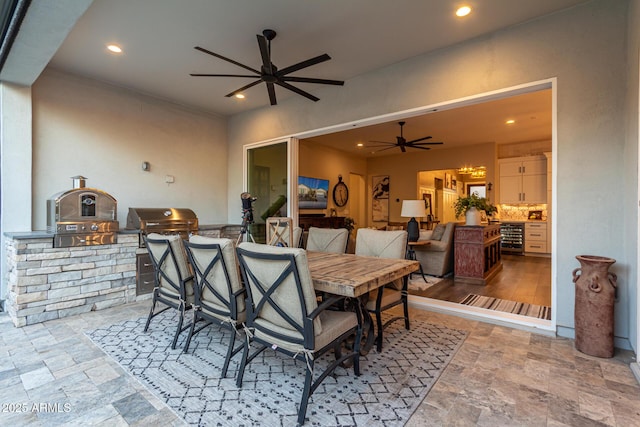 dining area with ceiling fan