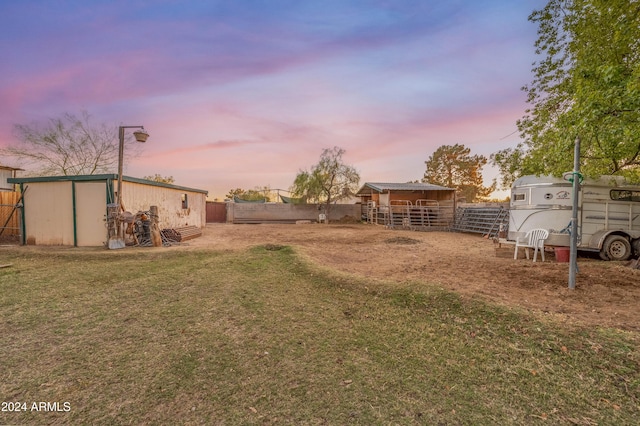 6415 W Roosevelt St, Phoenix, AZ 85043 - view of yard with an outdoor structure