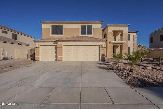 view of front facade featuring a garage