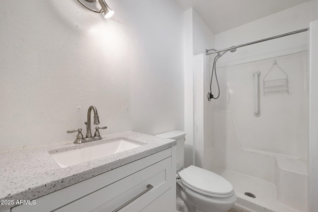 8202 W Turney Ave, Phoenix, AZ 85033 - bathroom featuring a shower and vanity
