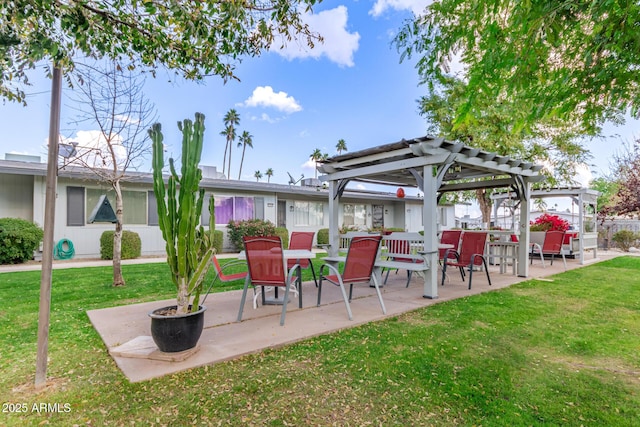 view of patio featuring a pergola