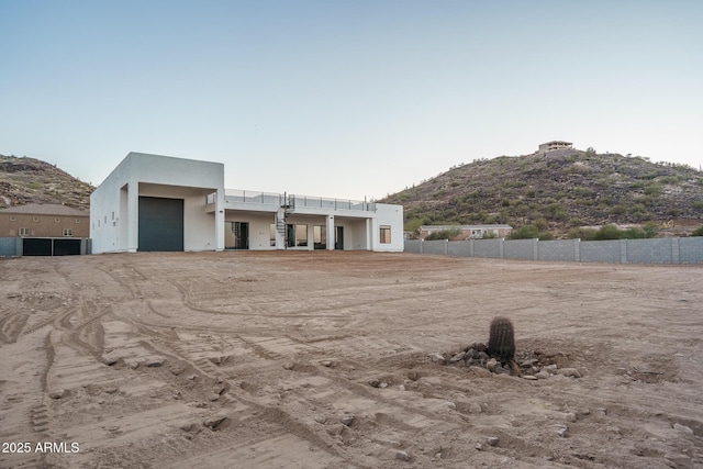 view of front facade with a mountain view