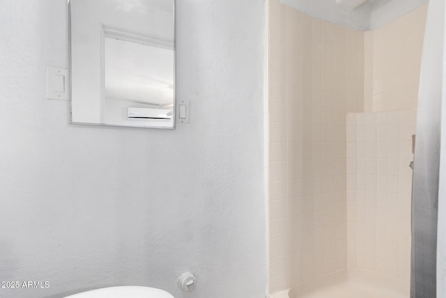 2064 W 2nd St, Mesa, AZ 85201 - full bath with a tile shower and toilet