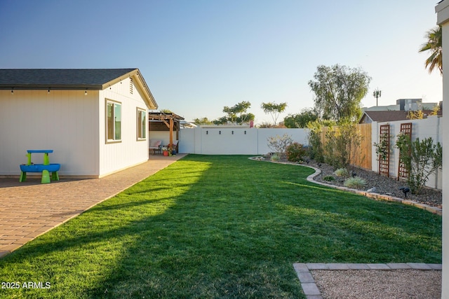 view of yard with a patio