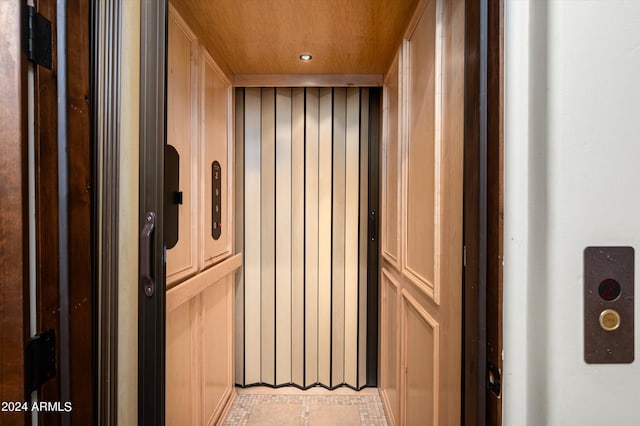11070 E Rolling Rock Dr, Scottsdale, AZ 85262 - interior details with elevator and recessed lighting