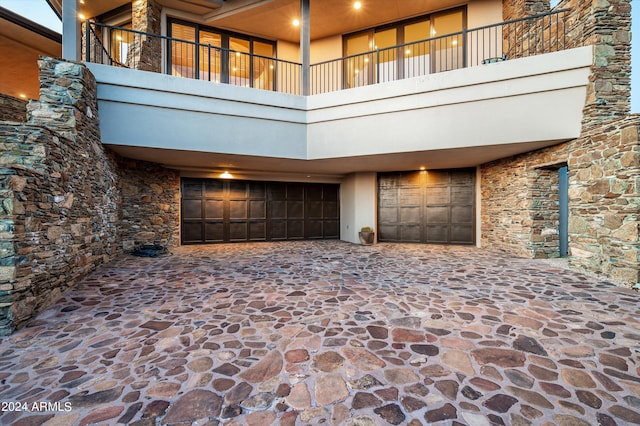 11070 E Rolling Rock Dr, Scottsdale, AZ 85262 - interior space with driveway, a garage, and a balcony