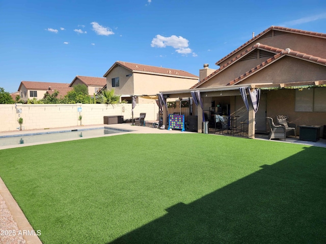 view of yard with a patio