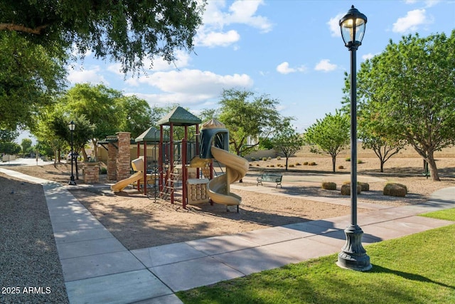 8758 W Myrtle Ave, Glendale, AZ 85305 - view of communal playground