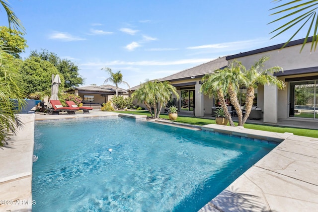 6918 E Ivyglen St, Mesa, AZ 85207 - swimming pool featuring a patio