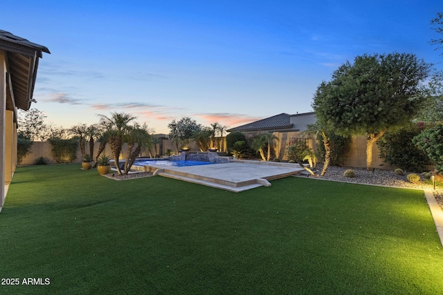 6918 E Ivyglen St, Mesa, AZ 85207 - view of yard