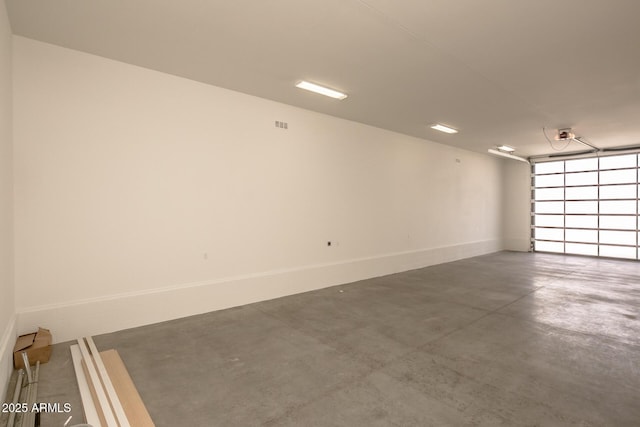 392 Schoppman Ln, Page, AZ 86040 - garage with baseboards