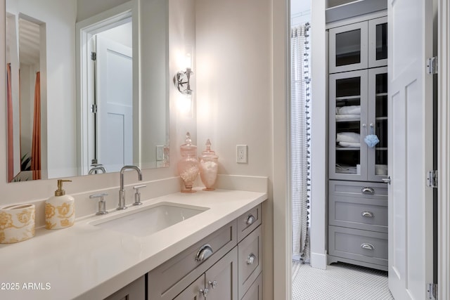 bathroom with vanity