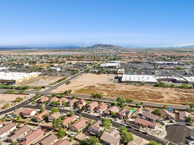 bird's eye view with a mountain view