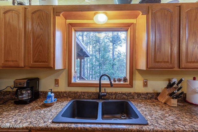 4893 W Big Pine Dr, Lakeside, AZ 85929 - kitchen with a sink and dark stone countertops