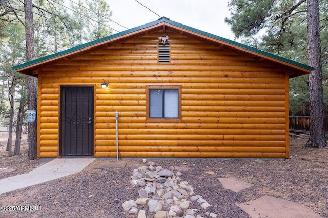 4893 W Big Pine Dr, Lakeside, AZ 85929 - view of front of property featuring an outbuilding and faux log siding