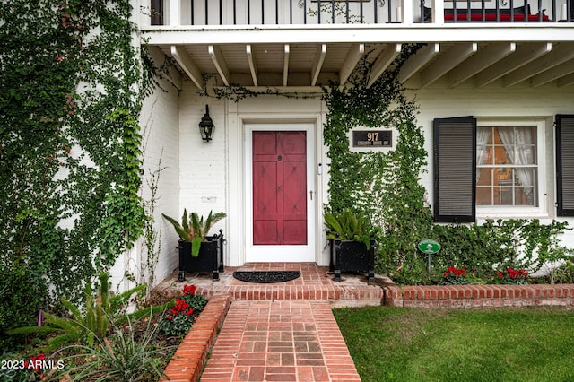 view of property entrance