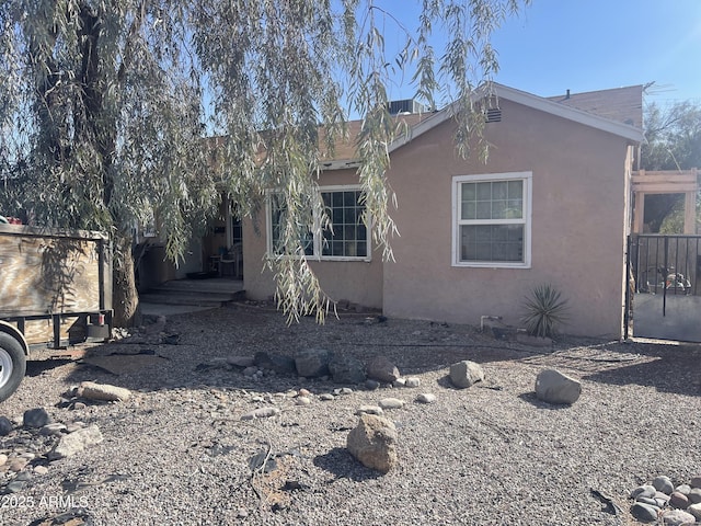 view of front of property with stucco siding