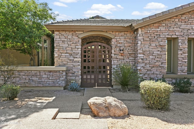 view of property entrance