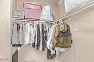 28422 N 32nd Ln, Phoenix, AZ 85083 - view of walk in closet