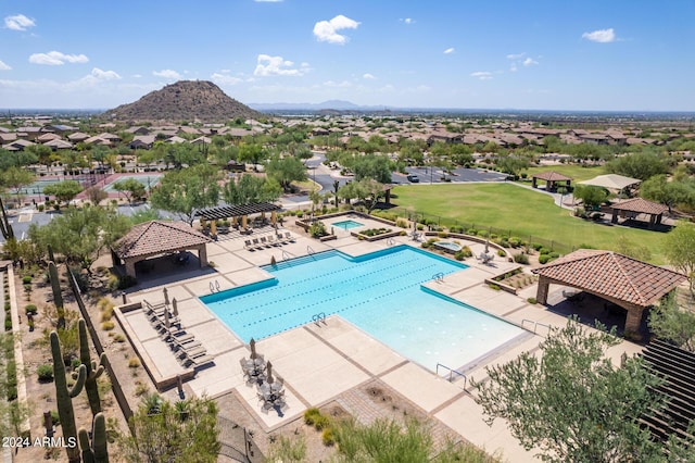 bird's eye view with a mountain view