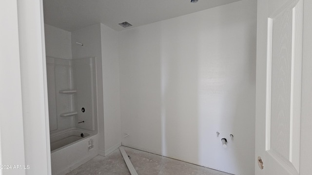 bathroom featuring shower / tub combination