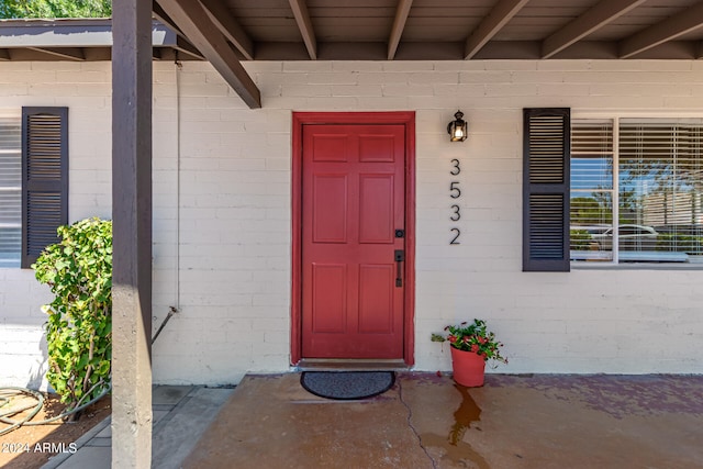 view of entrance to property