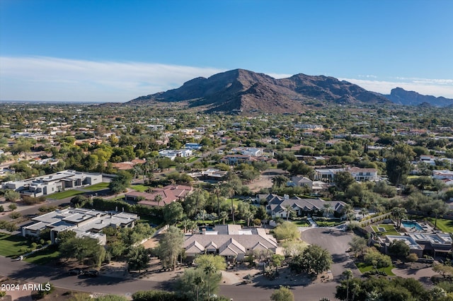 drone / aerial view featuring a mountain view