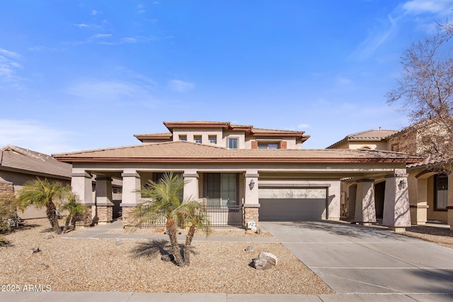 view of front facade featuring a garage