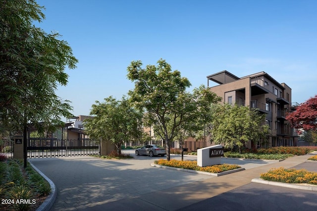 19360 N 73rd St Unit 1070, Scottsdale, AZ 85255 - view of road featuring curbs and sidewalks