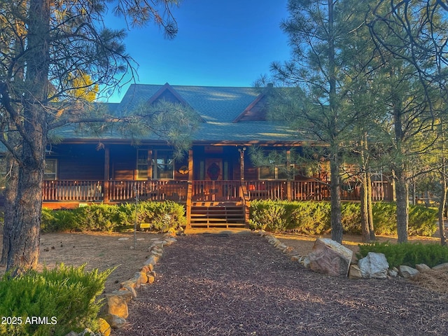 view of front facade featuring a deck