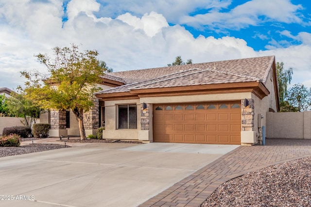 view of front facade featuring a garage