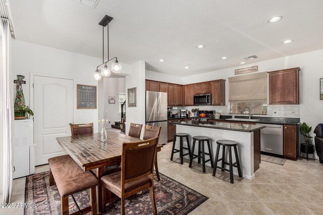 2048 S Martingale Rd, Gilbert, AZ 85295 - dining room with recessed lighting
