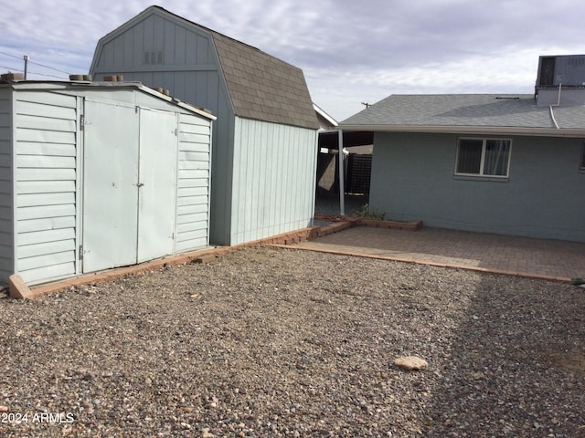 view of outdoor structure featuring cooling unit