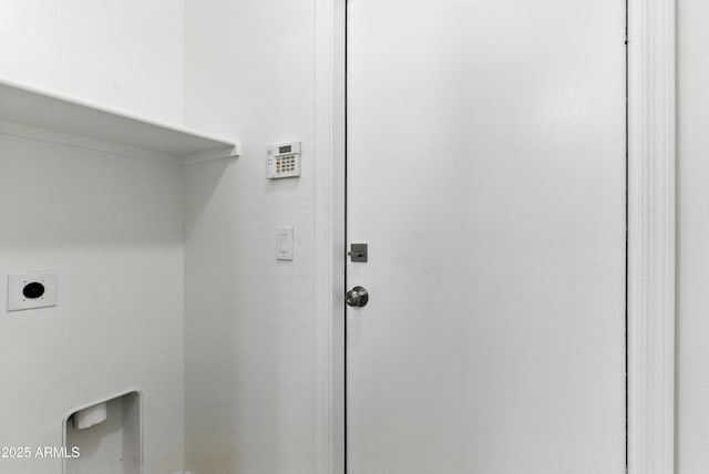 2109 E Fraktur Rd, Phoenix, AZ 85040 - laundry room with hookup for an electric dryer