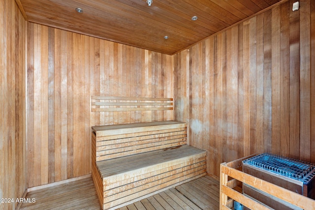 view of sauna / steam room