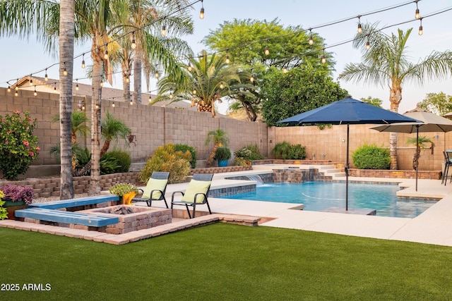 4422 E Spur Dr, Cave Creek, AZ 85331 - view of pool with a fire pit, a pool with connected hot tub, and a patio area