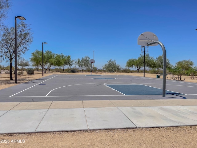 4422 E Spur Dr, Cave Creek, AZ 85331 - view of sport court with community basketball court