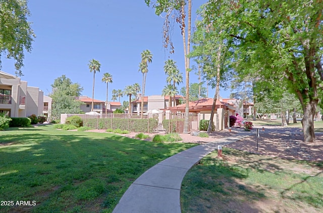 9355 N 91st St Unit 116, Scottsdale, AZ 85258 - view of yard featuring fence and a residential view